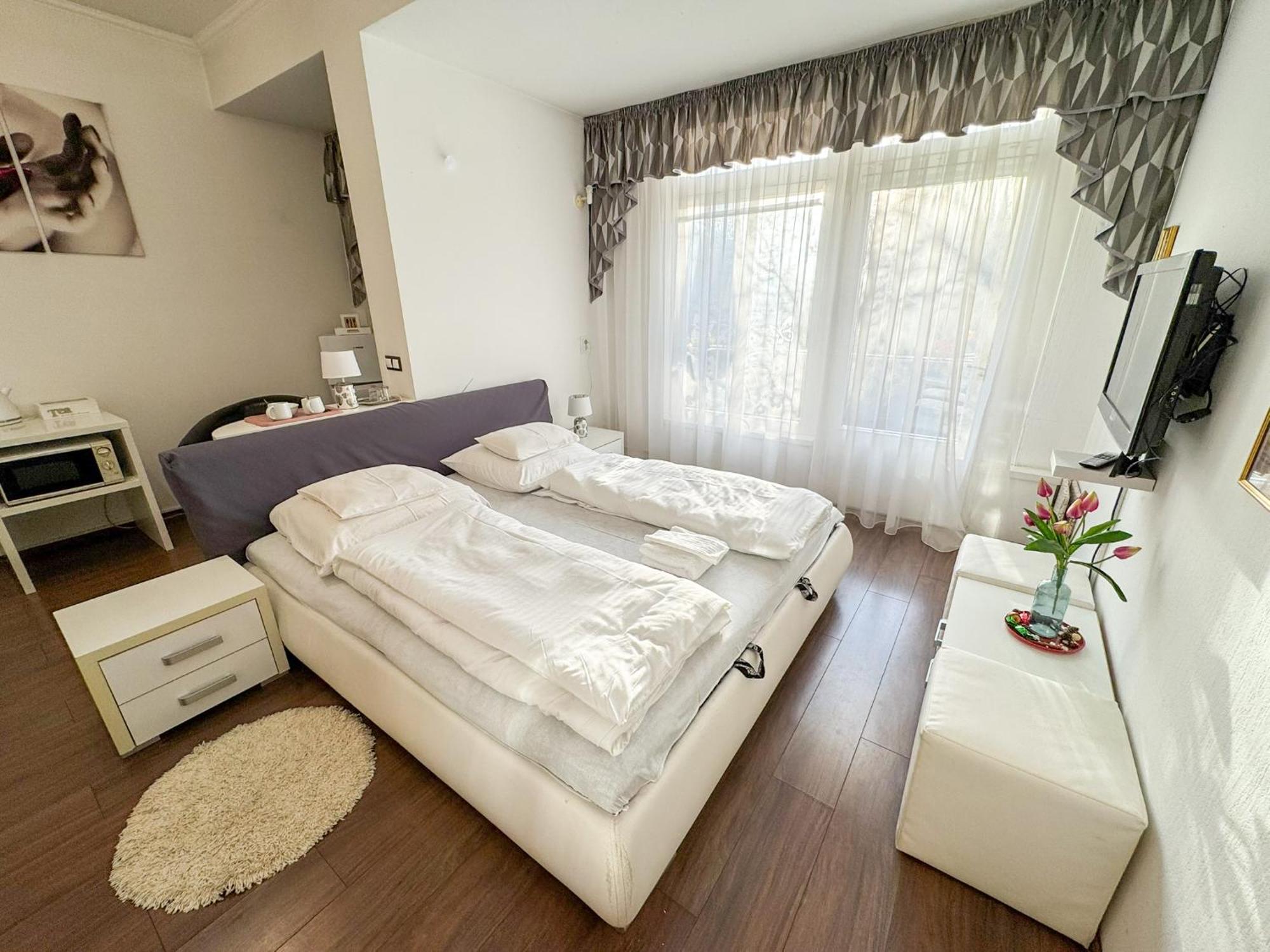 Ejjelibagoly Vendeghaz Hotel Szentes Ngoại thất bức ảnh