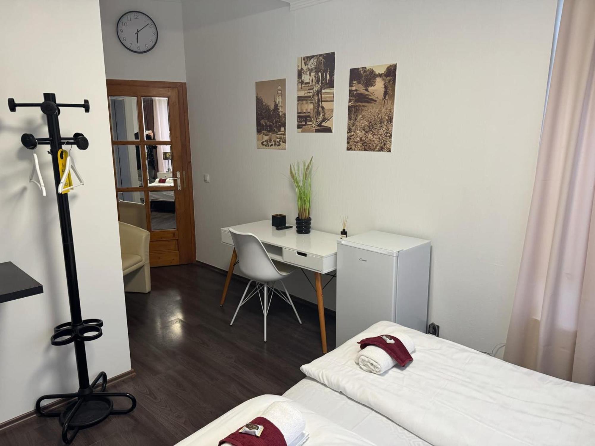 Ejjelibagoly Vendeghaz Hotel Szentes Ngoại thất bức ảnh