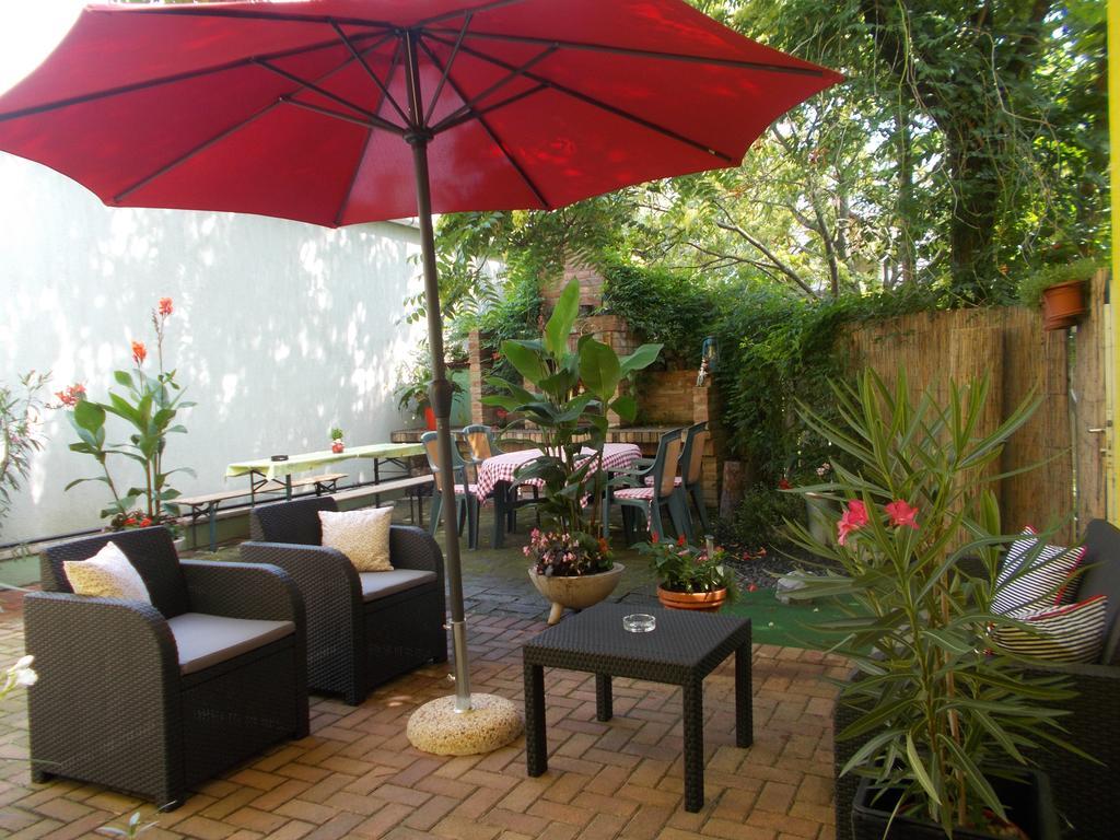 Ejjelibagoly Vendeghaz Hotel Szentes Ngoại thất bức ảnh